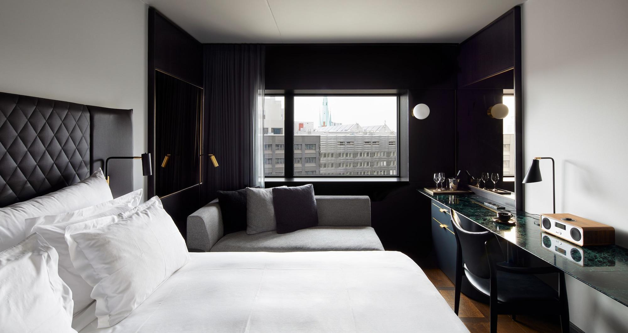 Hotel At Six Stoccolma Esterno foto A room at the Standard London