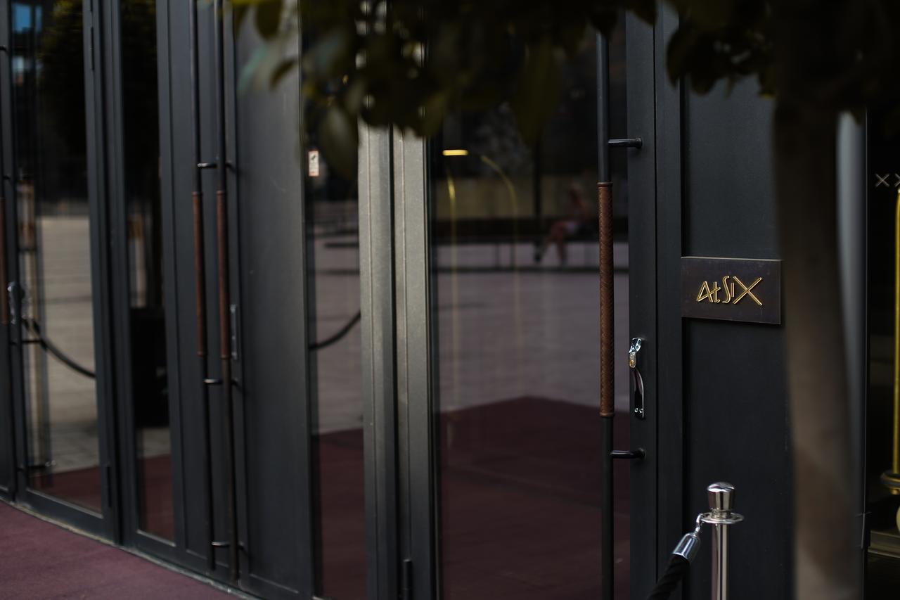 Hotel At Six Stoccolma Esterno foto Entrance to the ABU headquarters
