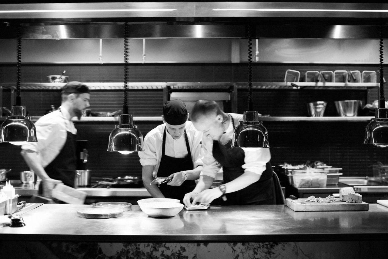 Hotel At Six Stoccolma Esterno foto The kitchen at The Ivy